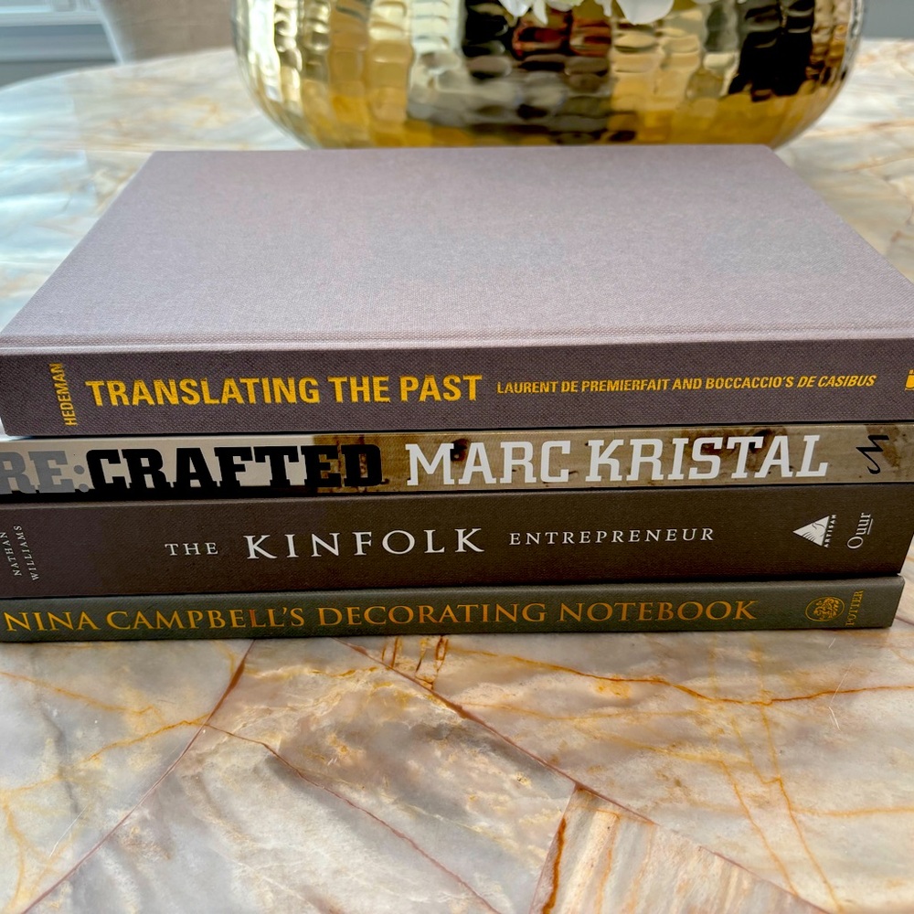Decorative books
Brand new!